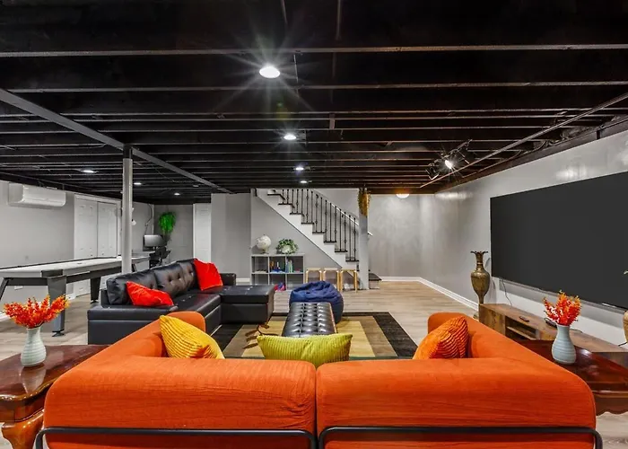 Ferienhaus Duplex 2 - Naval Base, Six Flags, Greg Petry Sportspark - Sleep 11 *