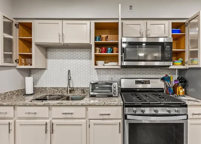 Ferienhaus Duplex 2 - Naval Base, Six Flags, Greg Petry Sportspark - Sleep 11 Waukegan