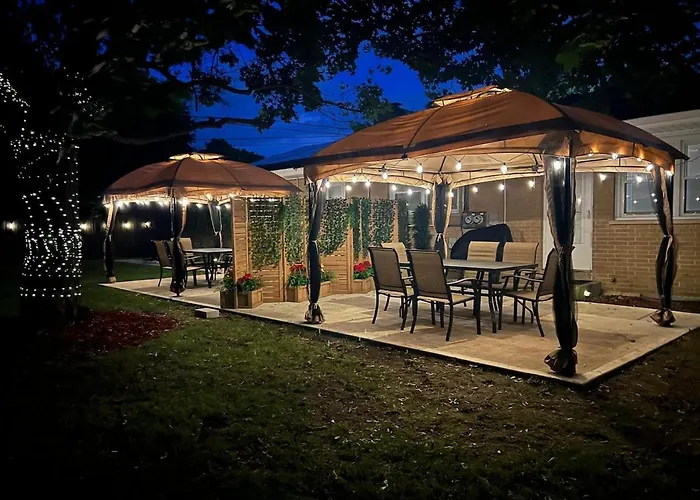 Duplex 2 - Naval Base, Six Flags, Greg Petry Sportspark - Sleep 11 Ferienhaus *